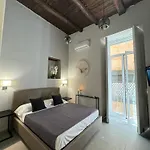 Miluar Relais - Donnaregina Couette-café