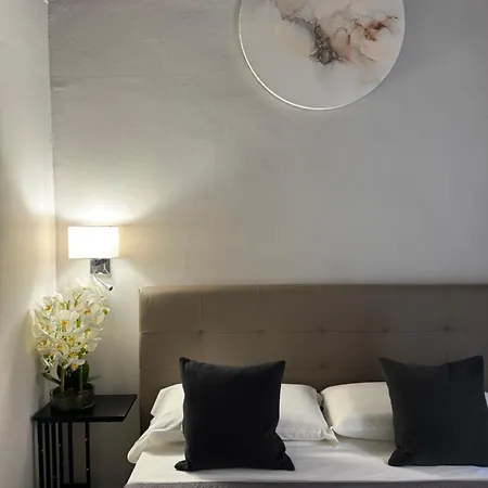 Bed & Breakfast Miluar Relais - Donnaregina 3*